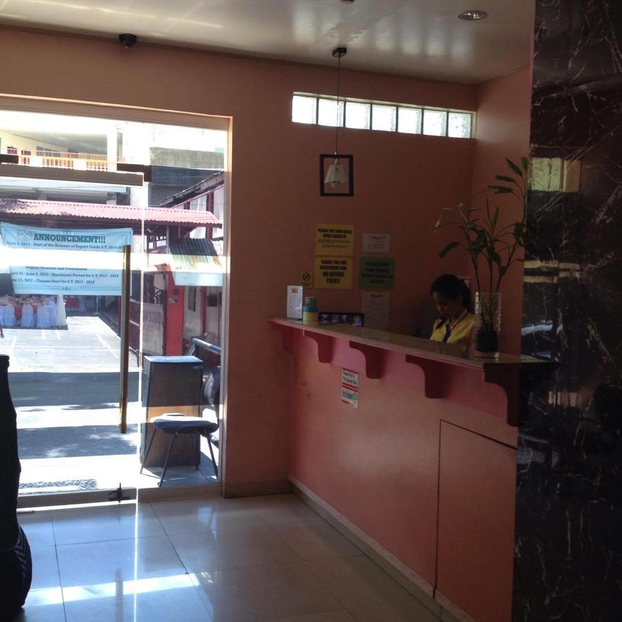 亚洲新精品酒店-奥尔莫克 外观 照片